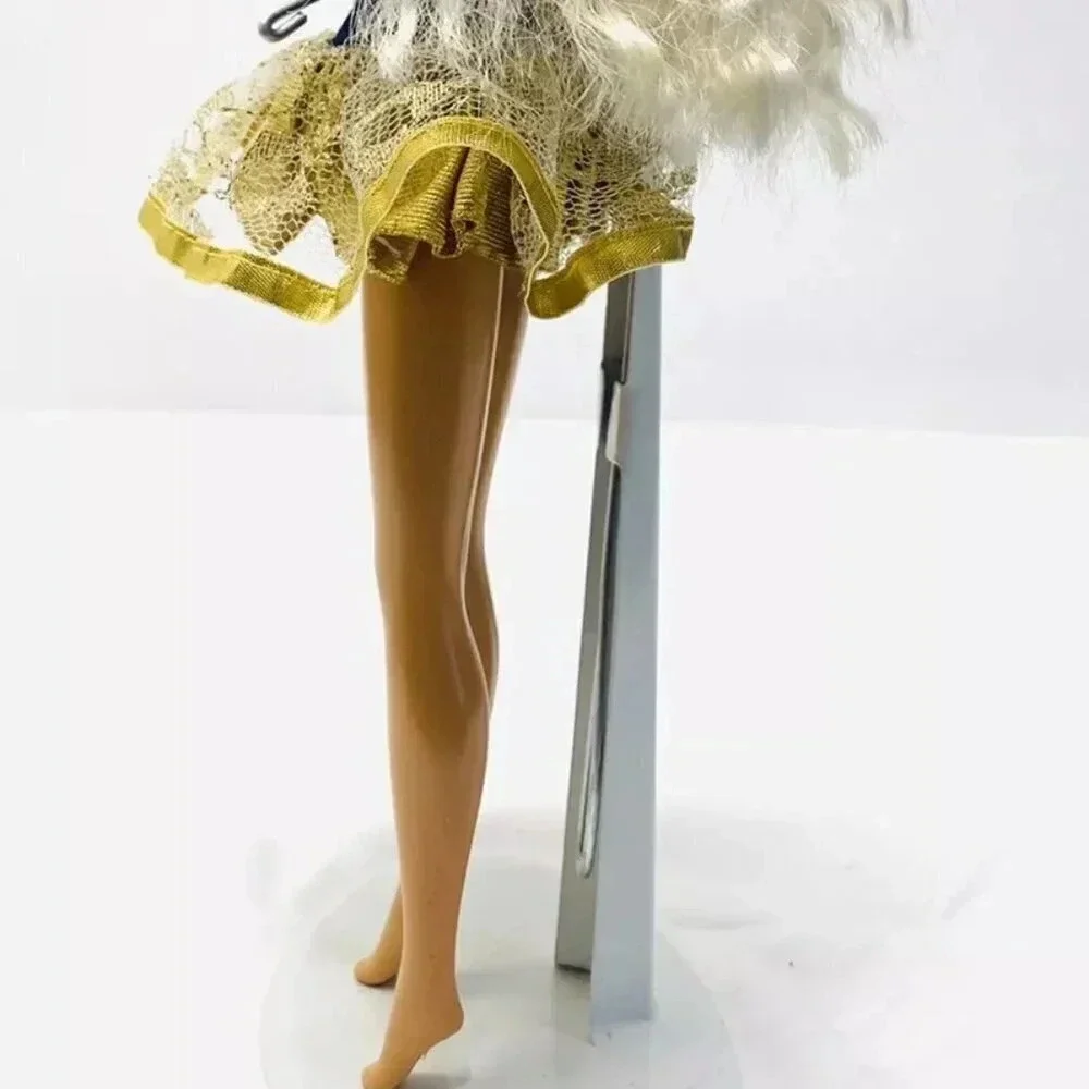 MATTEL BARBIE Doll Long Blond Hair Blue Eyes 12